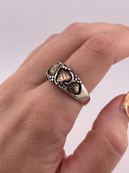 size 11.25 sterling silver gold leaf accents ring ***AS IS***