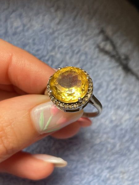 size 8.75 sterling silver faceted lab citrine rhinestone ring **AS IS**