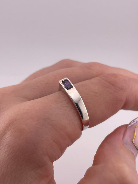 size 8 sterling silver faceted purple glass ring