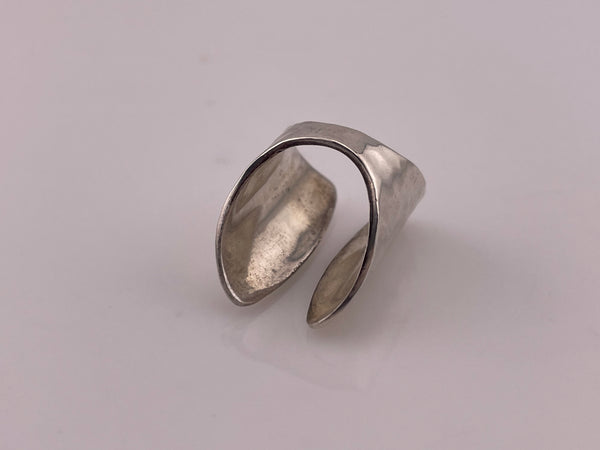 size 6.75 sterling silver Dominque Dinouart chunky hammered stoneless ring