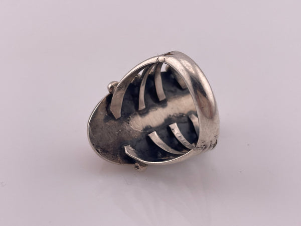 size 7.75 sterling silver coral four prong shank ring