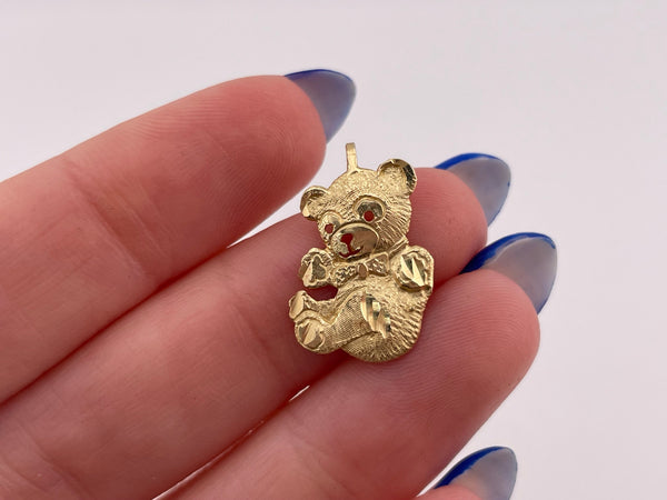 14k gold teddy bear pendant