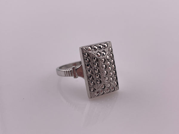 size 7.5 sterling silver rhodium plated marcasite ring