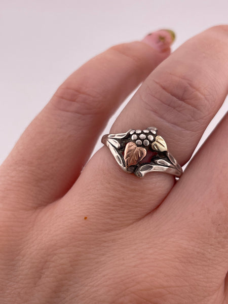 size 6.5 sterling silver 12k gold leaf accents ring