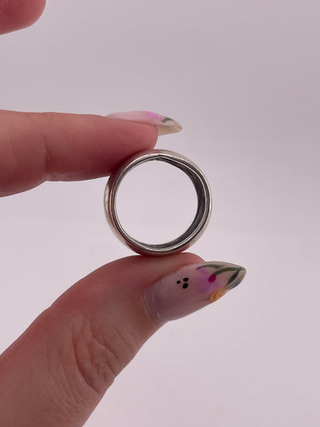 size 4.75 sterling silver very worn stoneless wide band ring