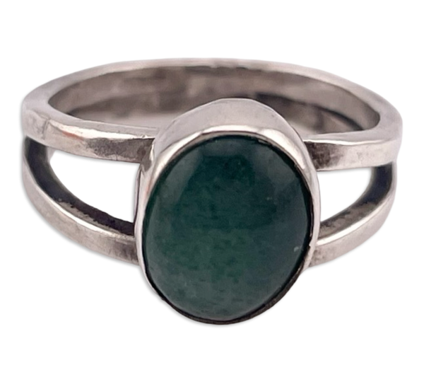 size 7.25 sterling silver green aventurine ring