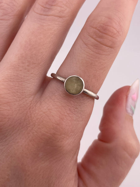 size 8 sterling silver glass ring