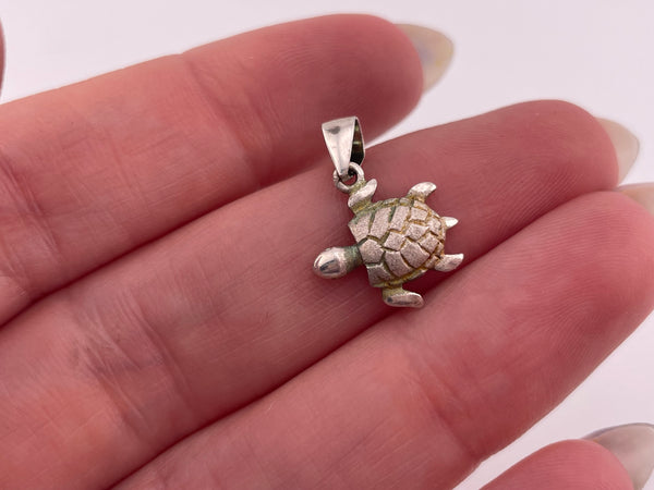 sterling silver matte finish sea turtle pendant