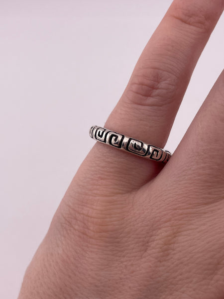 size 6 sterling silver Greek key band ring