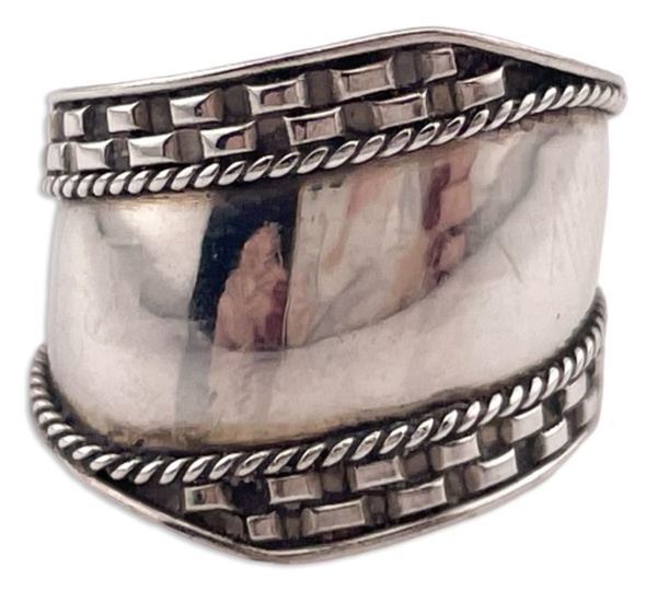 size 5.5 sterling silver stoneless wide band checkered ring