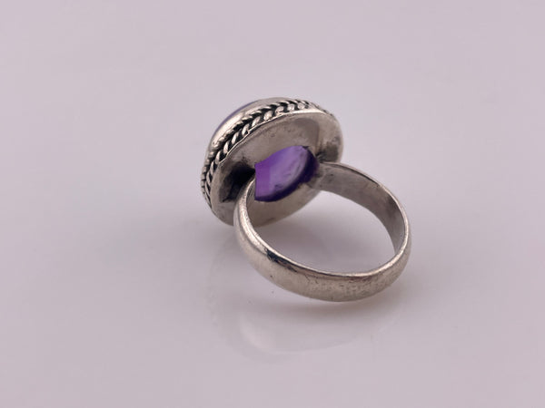 size 8.5 sterling silver round amethyst dome rope bezel ring