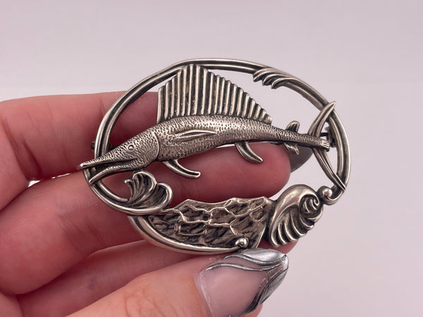 sterling silver pressed sailfish border brooch pin