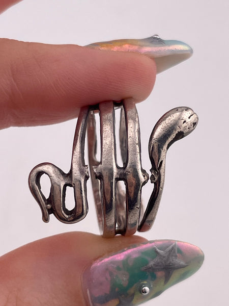 size 8.5 sterling silver snake ring ***AS IS***