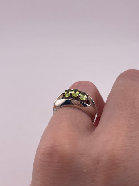 size 5.25 sterling silver faceted peridot ring