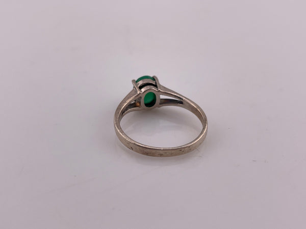 size 8.25 sterling silver green cat's eye glass ring