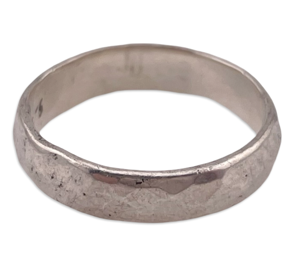 size 7.75 sterling silver hammered band ring