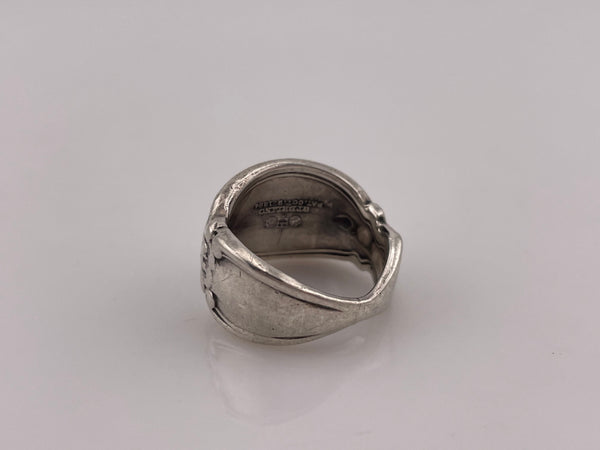 size 6.5 sterling silver 'D.C.S.' initials spoon ring ***AS IS***