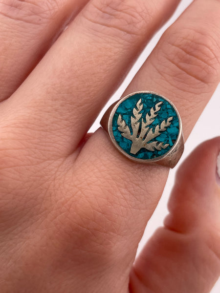 size 8.5 sterling silver cannabis leaf crushed turquoise ring