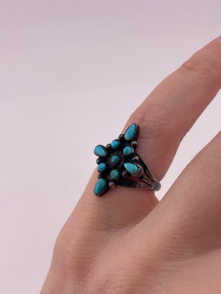 size 4.75 sterling silver turquoise needlepoint cluster ring