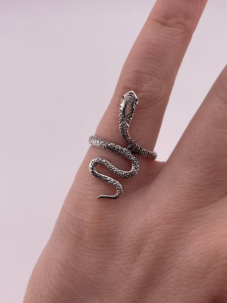 size 6 sterling silver textured snake ring