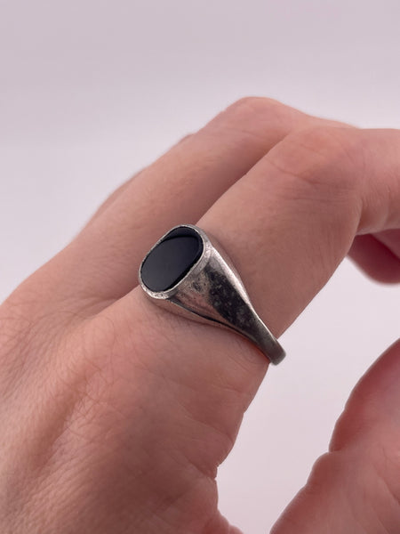 size 11 sterling silver rhodium plated Uncas onyx ring ***AS IS***