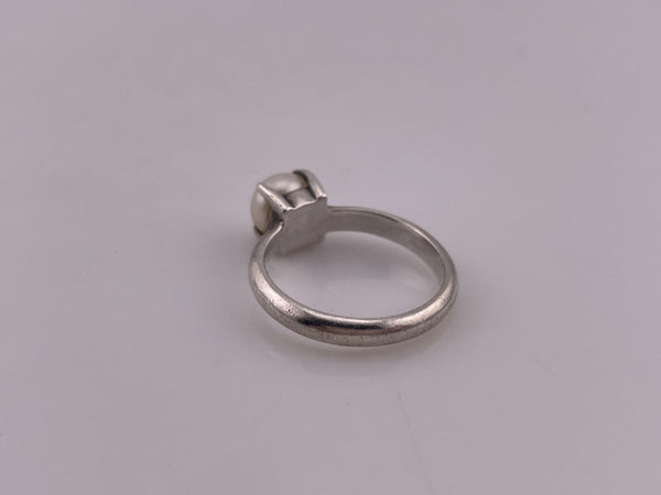 size 5.75 sterling silver pearl prong setting ring