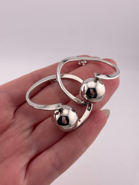 sterling silver Mexican modern stoneless spinning orb ball post earrings