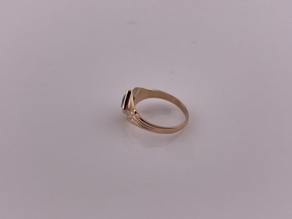 size .75 10k yellow gold faceted rhinestone ring