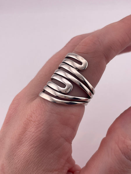 size 9 sterling silver Silpada stoneless maze ring