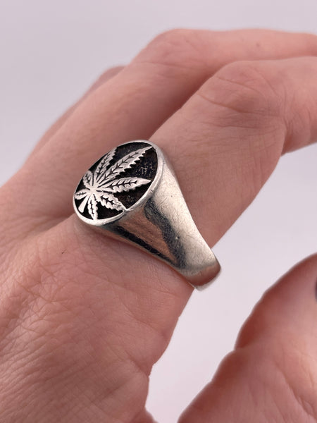 size 12.75 sterling silver marijuana pot leaf ring