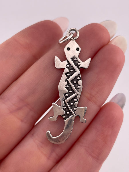 sterling silver stamped lizard pendant