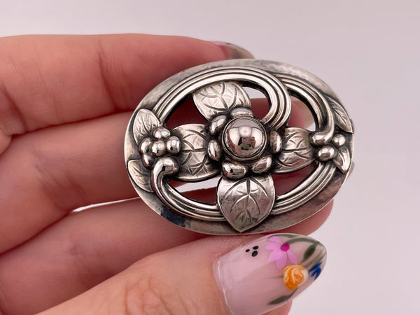 830 silver Georg Jensen Denmark 1915-1930s hallmark 138 flower brooch