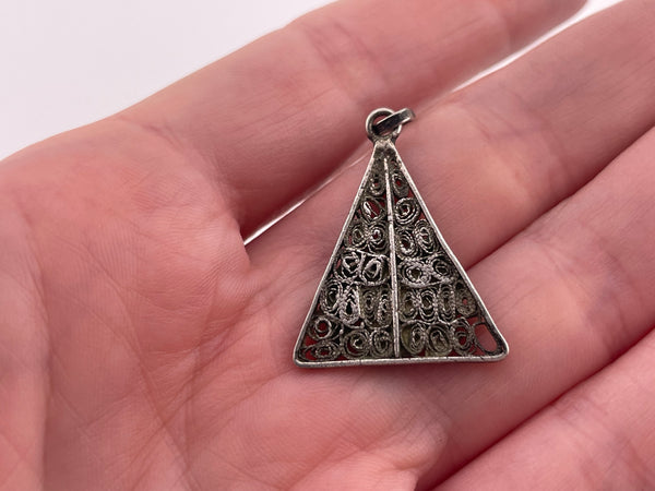 sterling silver elephant filigree pendant