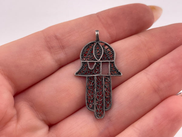 sterling silver Hamsa hand filigree pendant