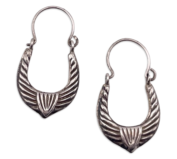 sterling silver puffy lined hoop earrings