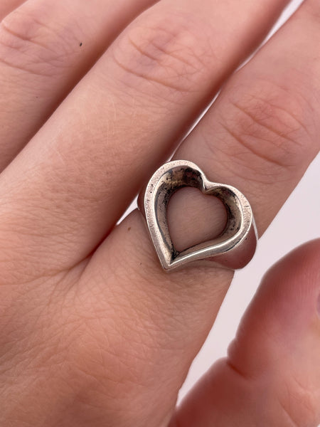 size 7.75 sterling silver heart cut-out ring