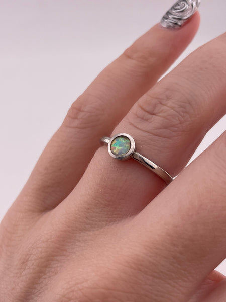 size 7.25 sterling silver synthetic opal ring