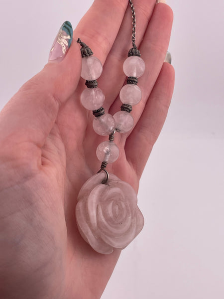 sterling silver 16 1/4" carved rose quartz flower necklace