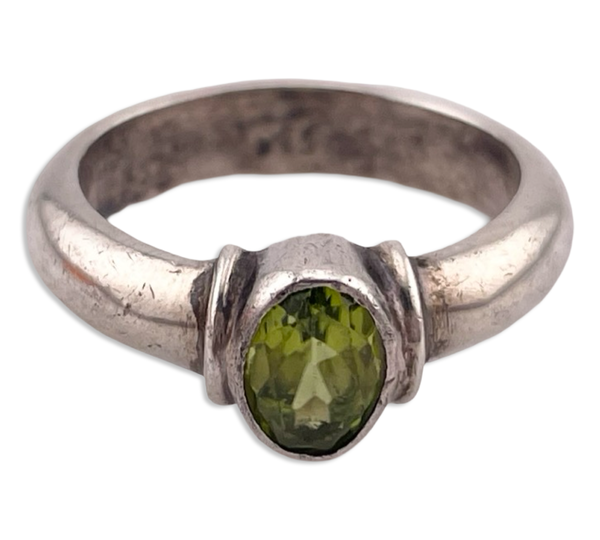 size 6.25 sterling silver faceted peridot ring