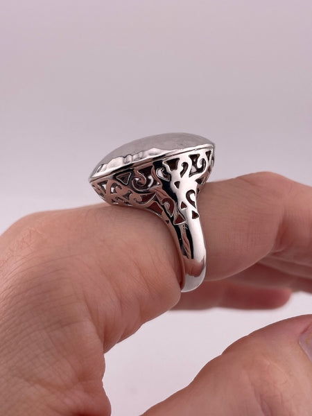 size 8.25 rhodium plated sterling silver chunky stoneless hammered circle scroll cut-out ring