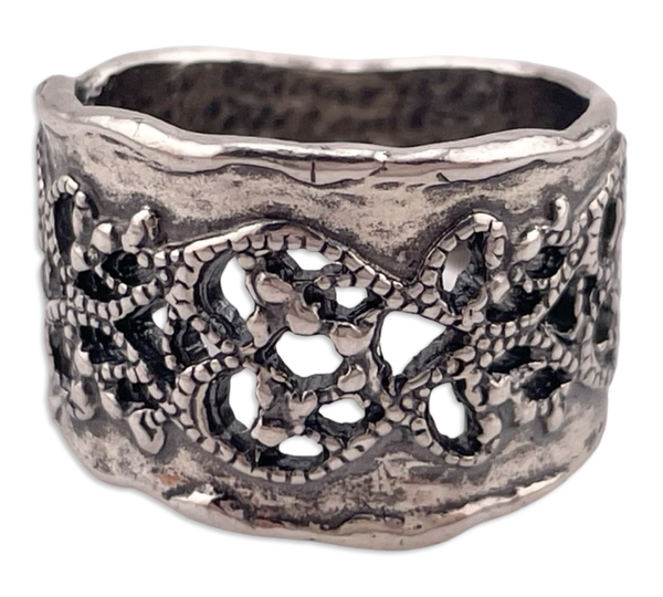 size 6.75 sterling silver wide band hammered design ring