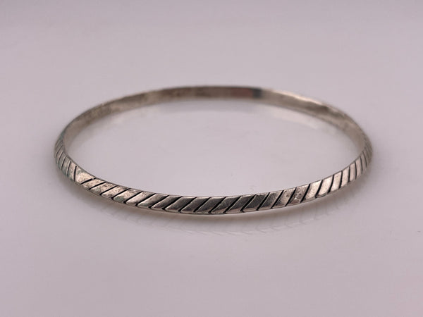 sterling silver 8" Carolyn Pollack carinated bangle bracelet