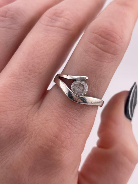 size 8.5 sterling silver faceted rhinestone ring