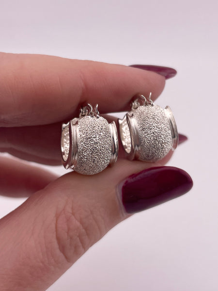 sterling silver textured huggie hoop earrings