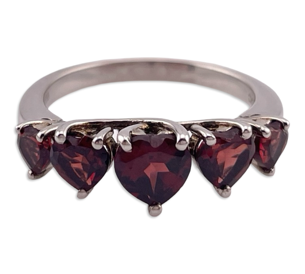 size 9 sterling silver rhodium plated faceted heart garnet ring