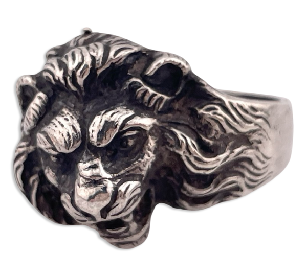 size 7.75 800 silver lions head ring