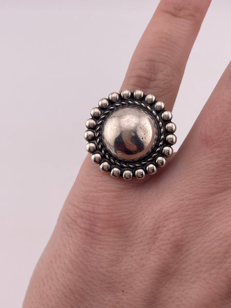 size 5.5 sterling silver stoneless dome ball dot border ring