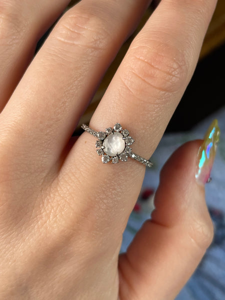 size 7.75 sterling silver faceted quartz rhinestone ring