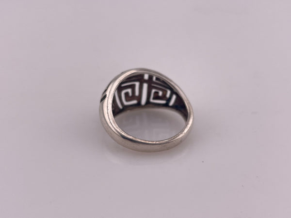 size 6 sterling silver stoneless Greek key cut-out ring