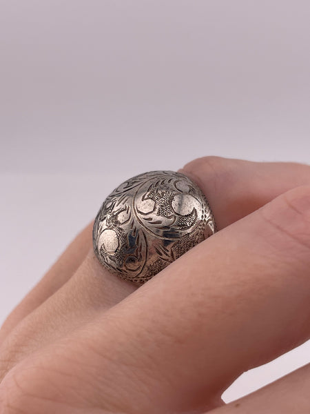 size 6.5 sterling silver stoneless etched dome ring